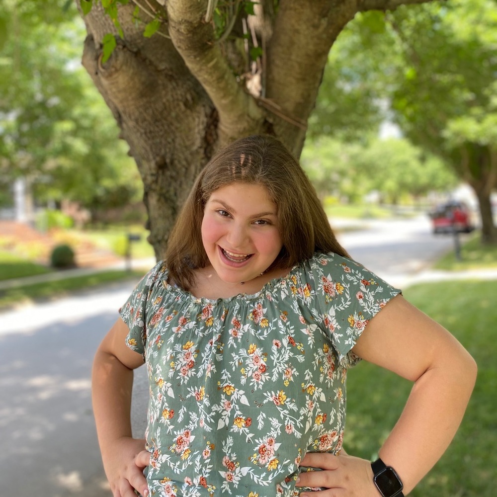 Meet your Posher, Danit